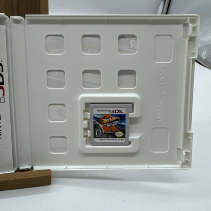 Hot Wheels: World's Best Driver Game Complete! Nintendo 3DS TESTED