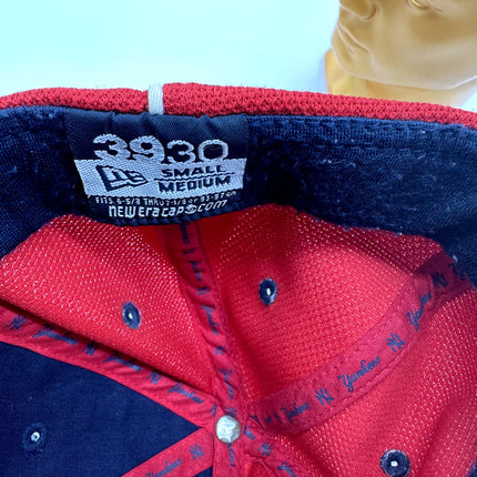 Vintage New York Yankees 3930 Twins Hat Cap Navy Blue Red MLB Rare New Era