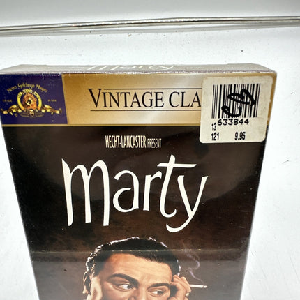 Marty VHS Ernest Borgnine Betsy Blair 1954 - Brand New