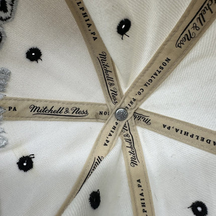 Vintage Oakland Raiders NFL Mitchell & Ness Adjustable Snapback Cap Hat