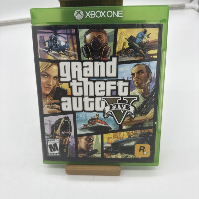 Grand Theft Auto 5 V CIB W/ Map + Manual - Xbox One