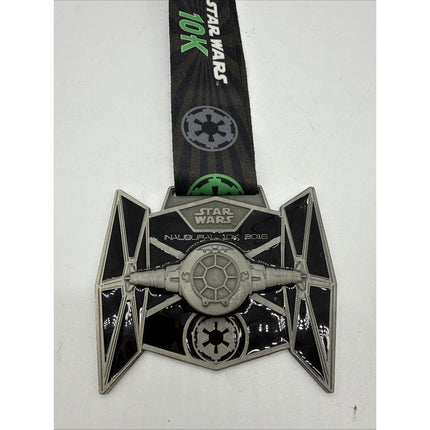 2016 Run Disney Walt Disney World Inaugural Star Wars 10k Medal & Lanyard