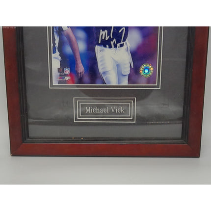 Michael Vick Atlanta Falcons #7 Signed Framed 8x10 Photograph Authentic