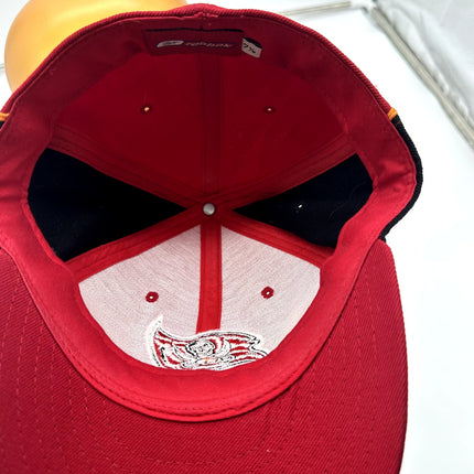 Vintage Reebok Buccaneers hat cap fitted 7 1/8 red and black NFL