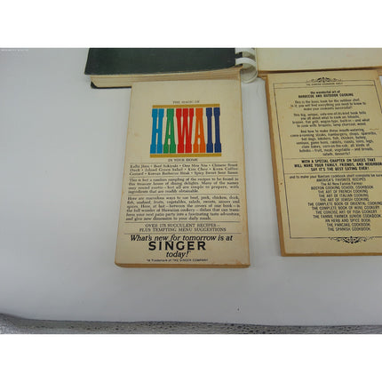 Lot of 4 Vintage 1950s-1960s Advertising Recipe Pamphlets / Cookbooks singer