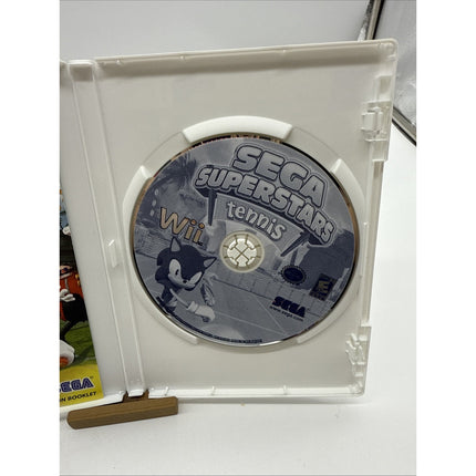 Sega Superstars Tennis (Nintendo Wii, 2008) Complete w/ Manual TESTED