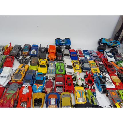 Hot Wheels, Huge Lot 140 Used Loose Matchbox & Hot Wheels & Unbrand Diecast Cars