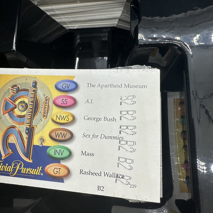 Trivial Pursuit 20th Anniversary Edition Board Game Hasbro 2002