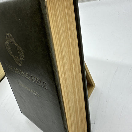 The Living Bible Paraphrased Tyndale House Green Padded Hardcover 1971 Vintage