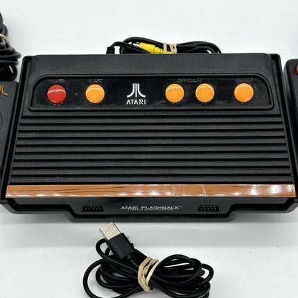 Atari Flashback 9 Deluxe AR3230 W/ Two JoySticks And Cables, works tested
