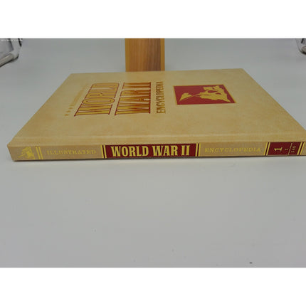 1978 ILLUSTRATED WORLD WAR II ENCYCLOPEDIA volume one 1