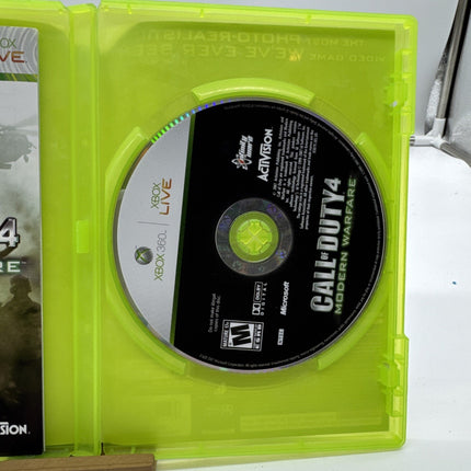 Call of Duty 4: Modern Warfare (Microsoft Xbox 360) Complete w/ Manual CIB