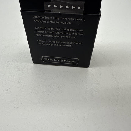 Amazon Smart Plug Works With Alexa to Add Voice Control to Any Outlet -White