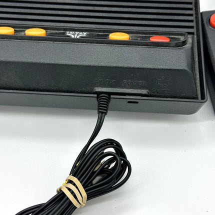 Atari Flashback 9 Deluxe AR3230 W/ Two JoySticks And Cables, works tested