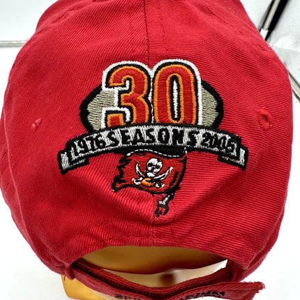 Vintage Tampa Bay Buccaneers Hat Cap Black Red 2005 Stadium Club NFL Football