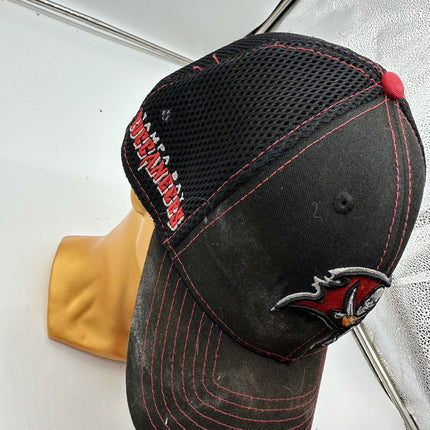New Era Tampa Bay Buccaneers 39THIRTY Size Med/L NFL Football Hat Cap Black/red