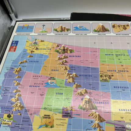 1993 Where in the USA is Carmen Sandiego? Board Game COMPLETE University Games