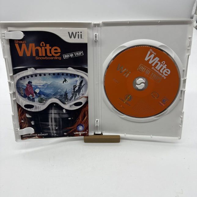 NINTENDO WII VIDEO GAME, SNOWBOARDING , GAMES ( SHAUN WHITE SNOWBOARDING )