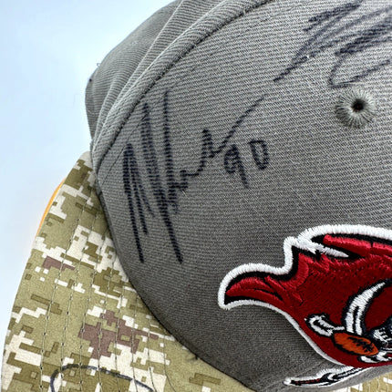 Signed Buccaneers Hat New ERA NFL 59FIFTY Fitted 7 1/4 Players 90, 91, 27 Signed