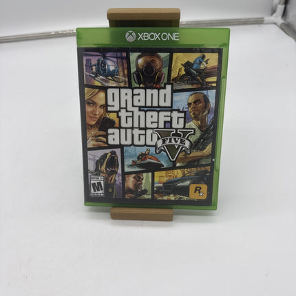 Grand Theft Auto 5 V CIB W/ Map + Manual - Xbox One